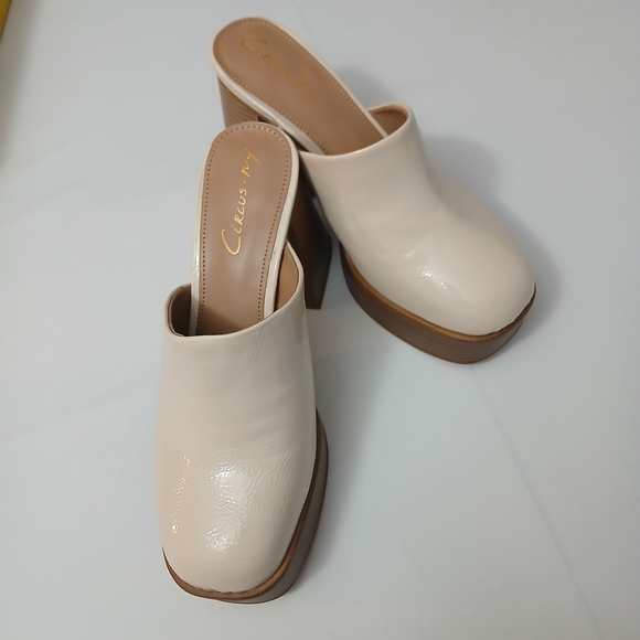 Circus Ny Shoes - Elegant Cream Mules by Cleres M